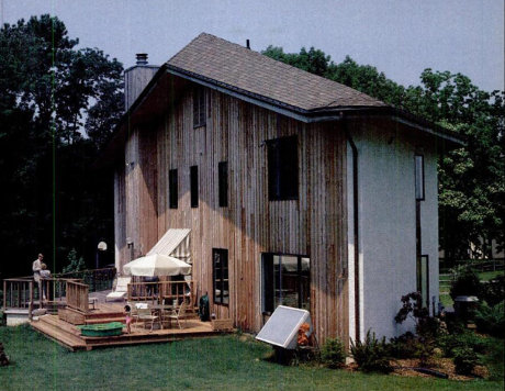 Суперизолированный солнечный дом Беннета, вид с юго-востока