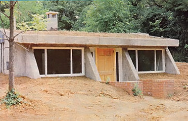 Южный фасад солнечного дома Бризи