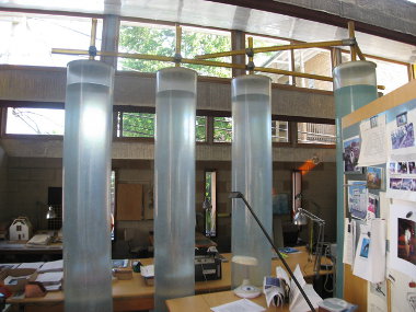 Водяной теплоаккумулятор солнечного дома Говарда Алана