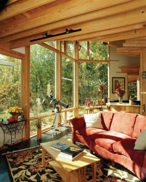 Интерьер гостиной дома Криса Ларсона