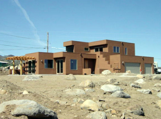 Внешний вид пассивного солнечного дома Marcias