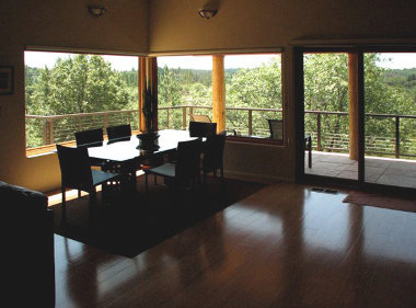 Интерьер солнечного дома Петерсонов