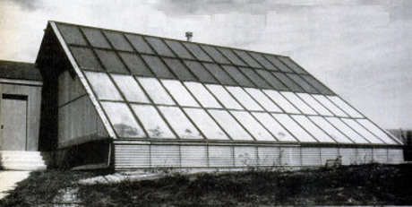 Солнечная теплица с воздушными гелиоколлекторами