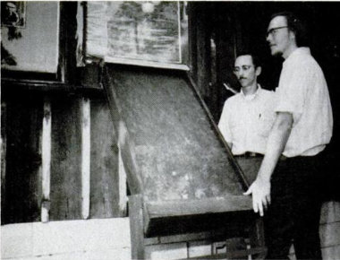 Подоконный воздушный солнечный коллектор, установка