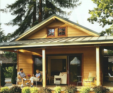 Внешний вид маленького солнечного дома Ultimate Sunset Cabin