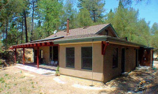 Внешний вид солнечного дома Zen Cabin