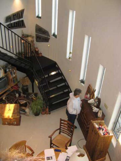 Интерьер дома из зернового бункера