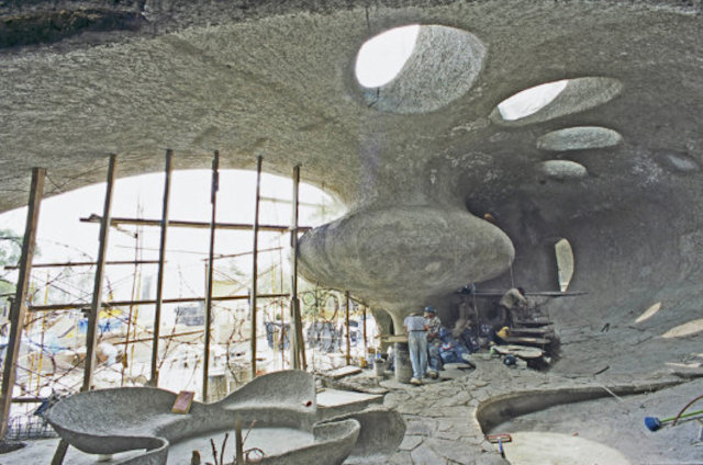 Этап строительства органического дома Nautilis