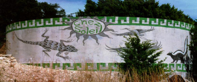 Цистерна с дождевой водой солнечного дома Chez Soleil