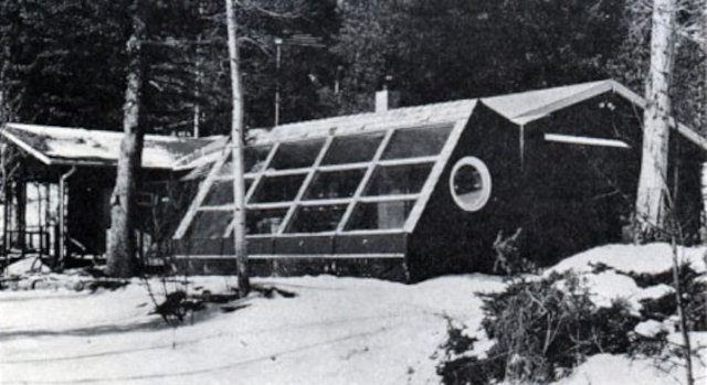 Пристроенная солнечная теплица, внешний вид