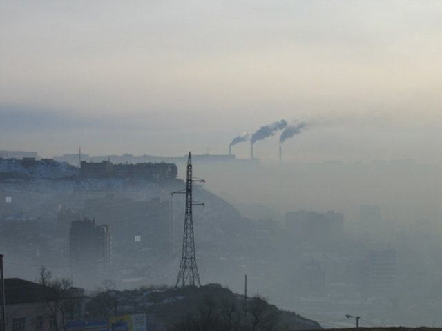 Владивосток в наши дни в безветренную погоду зимой