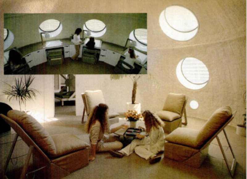 Интерьер гостиной купольного дома