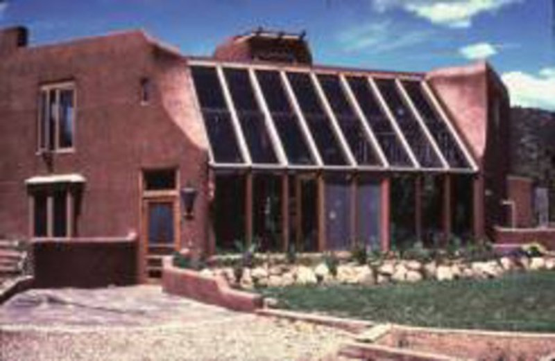 Пассивный солнечный дом Дугласа Балкомба, внешний вид