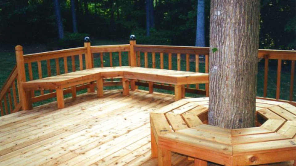 Терраса вокруг дерева своими руками