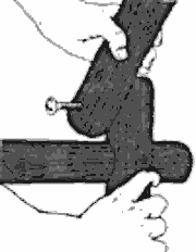 Крепление верхней части садовой арки